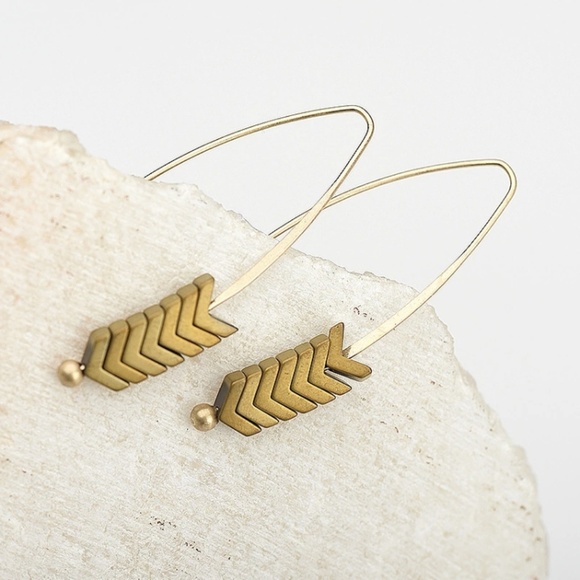 LAST PAIR! Gold Boho Chevron Hematite Earrings - Picture 2 of 3